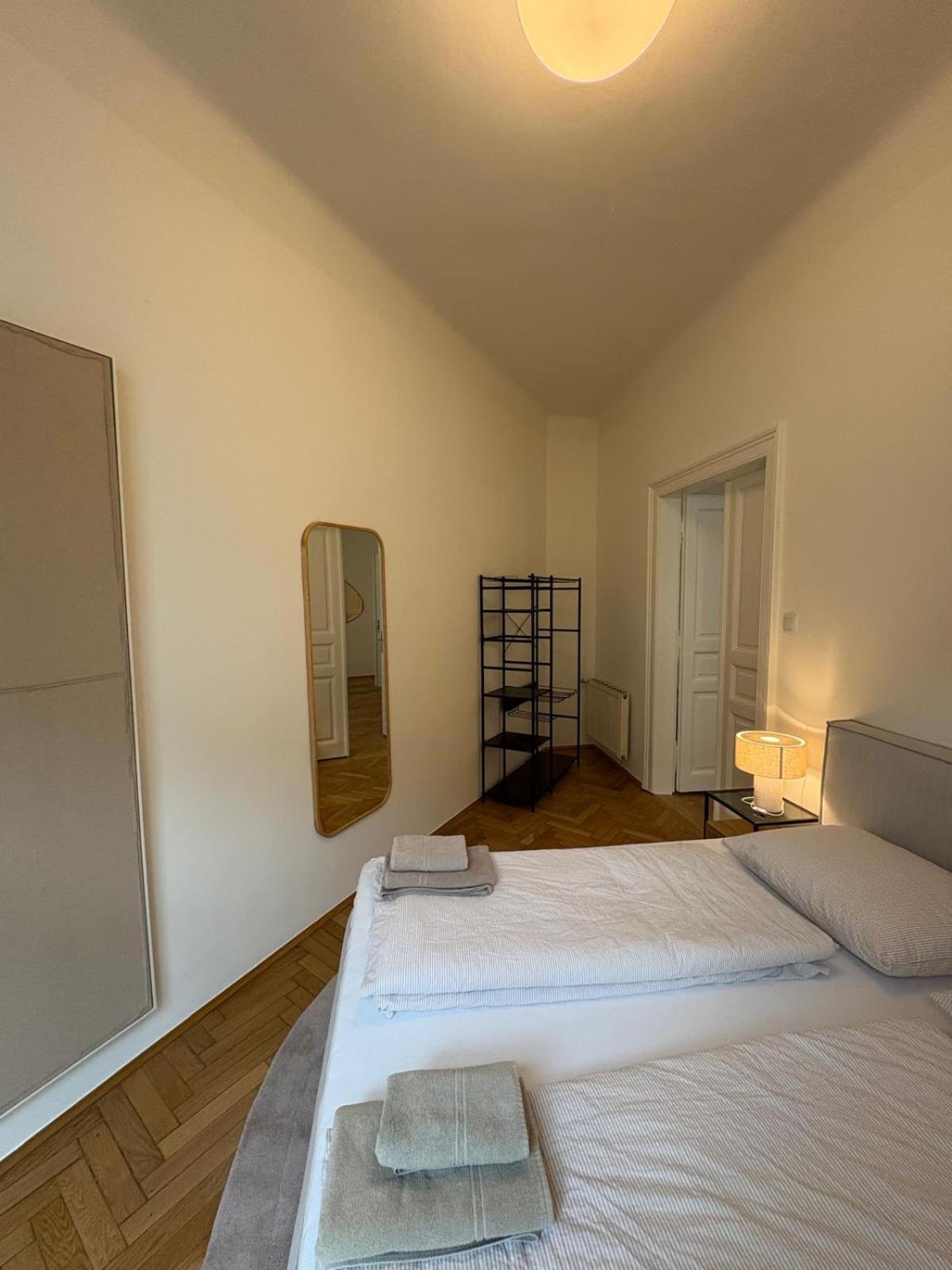 Premium Apartment In Altstadtnaehe Graz Exterior foto