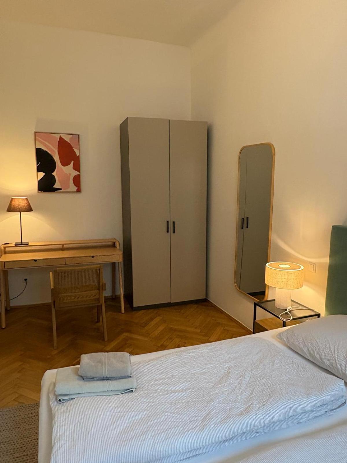 Premium Apartment In Altstadtnaehe Graz Exterior foto